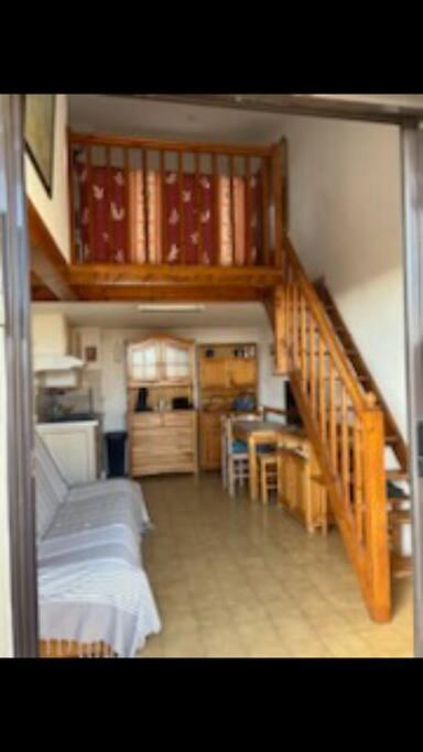 Maisonnette Bord De *