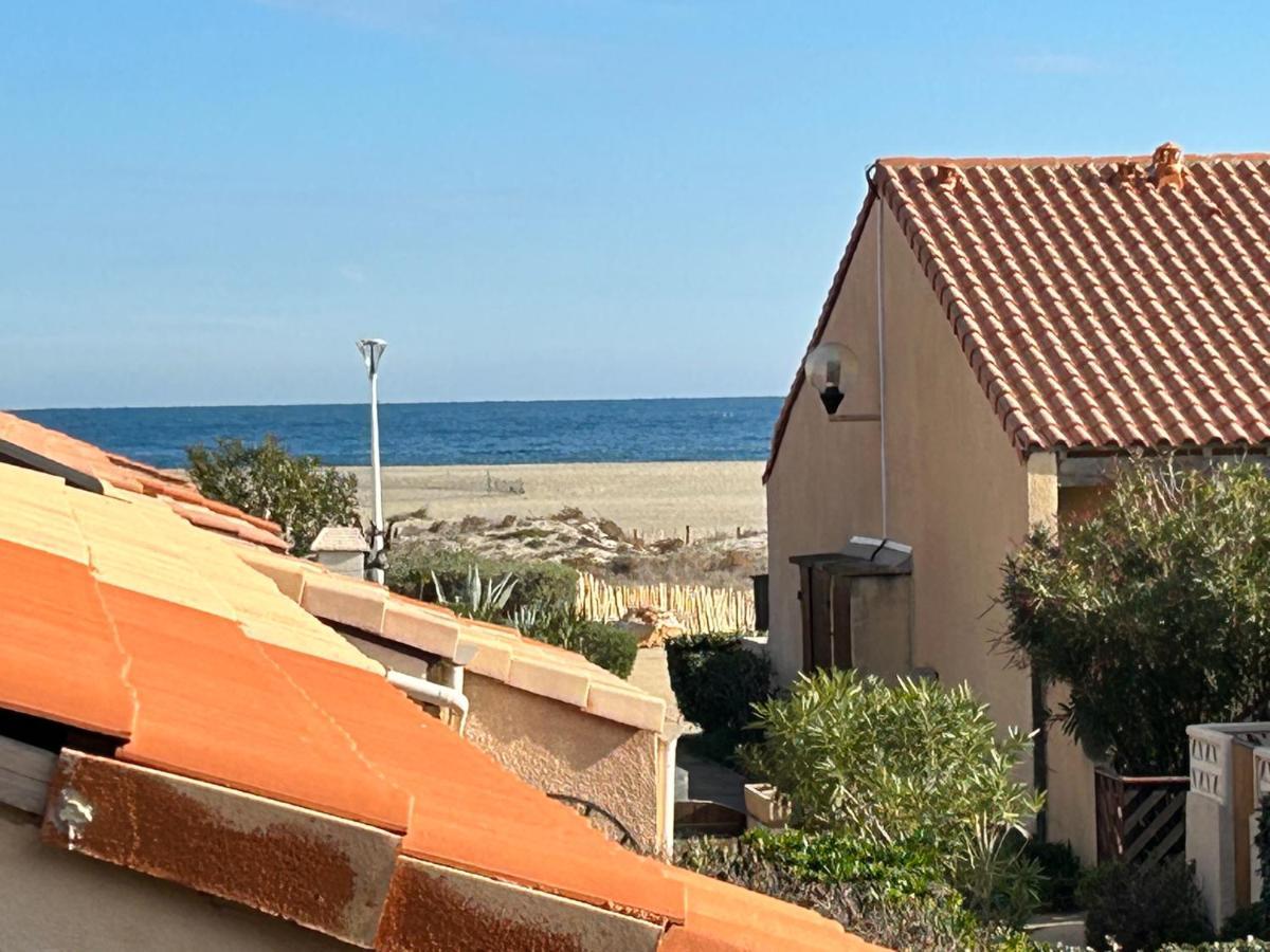 Maisonnette Bord De *